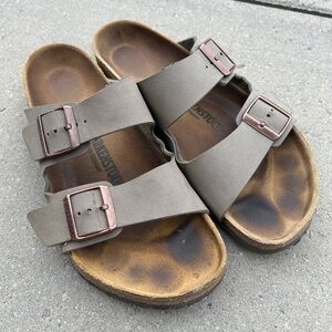 BIRKENSTOCKS Arizona Birkibuc Stone Color Sandals Size M9/L11